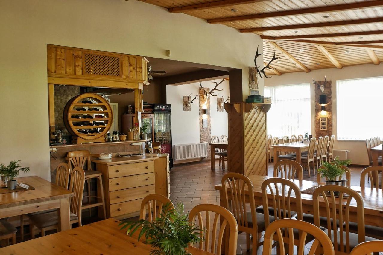 Penzion-Restaurant U Svabku تاخوف المظهر الخارجي الصورة
