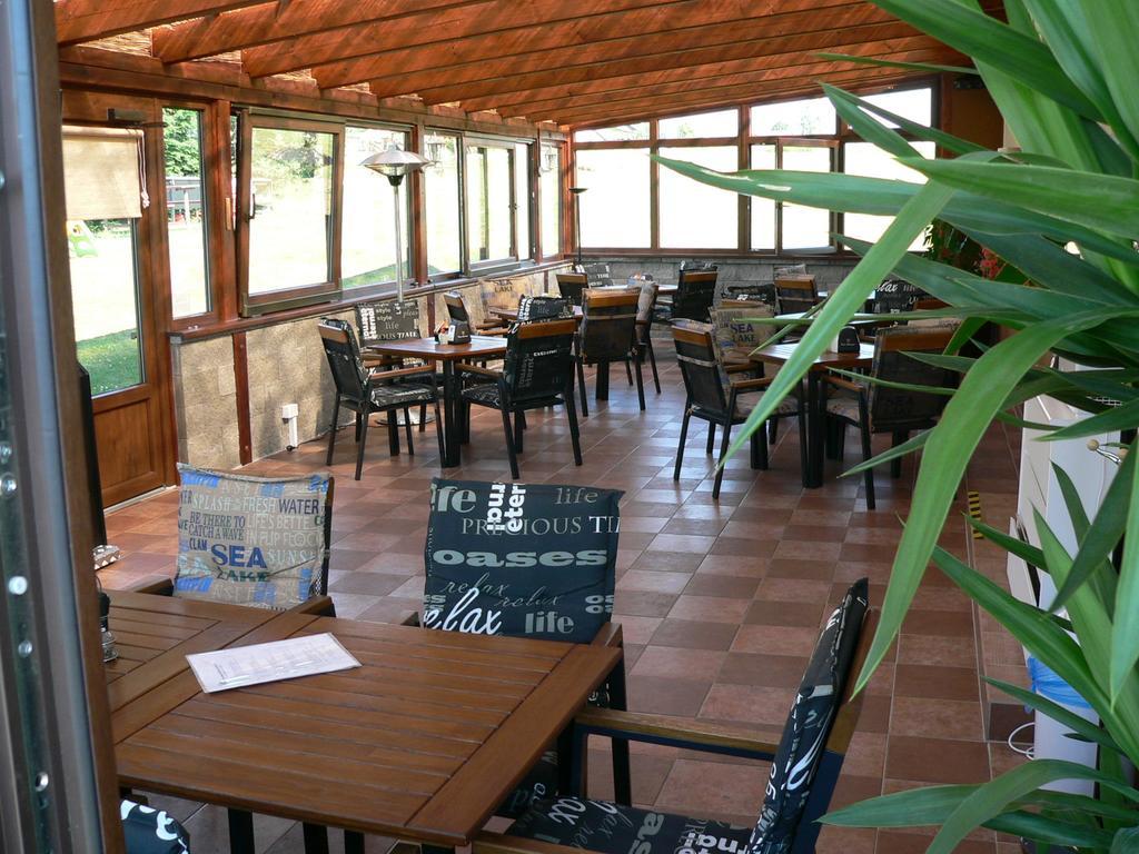 Penzion-Restaurant U Svabku تاخوف المظهر الخارجي الصورة